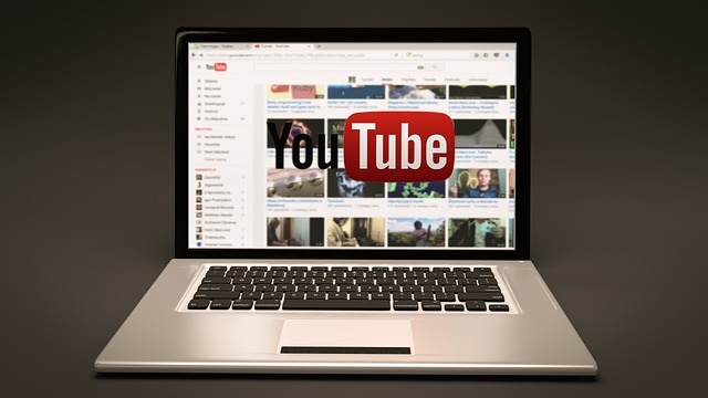 Naučte se reflexní masáže sami podle YouTube